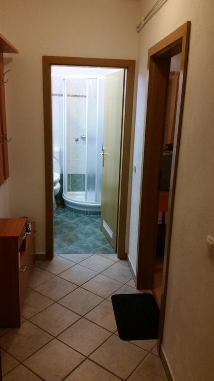 Hotel Gostilna Stara Posta Podkraj Zewnętrze zdjęcie