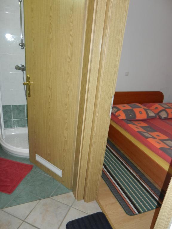 Hotel Gostilna Stara Posta Podkraj Zewnętrze zdjęcie